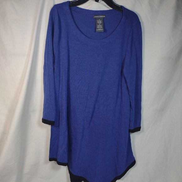 Chelsea & Theodore Sweater - Picture 2 of 3